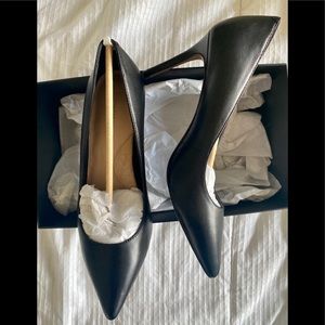 Banana Republic Madison 12-Hour Pump Black Leather